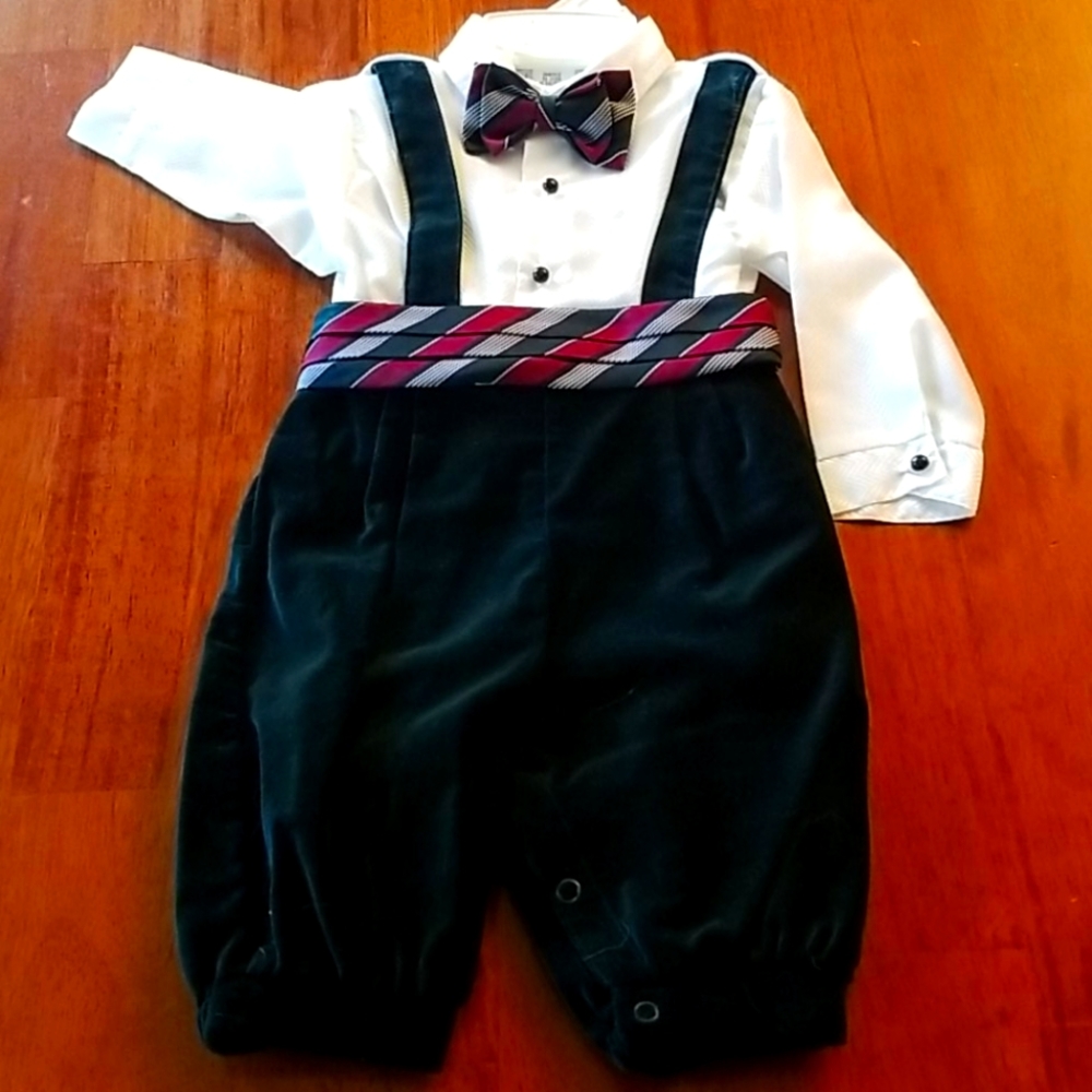 Baby Velveteen Pants with Suspenders and Bowtie